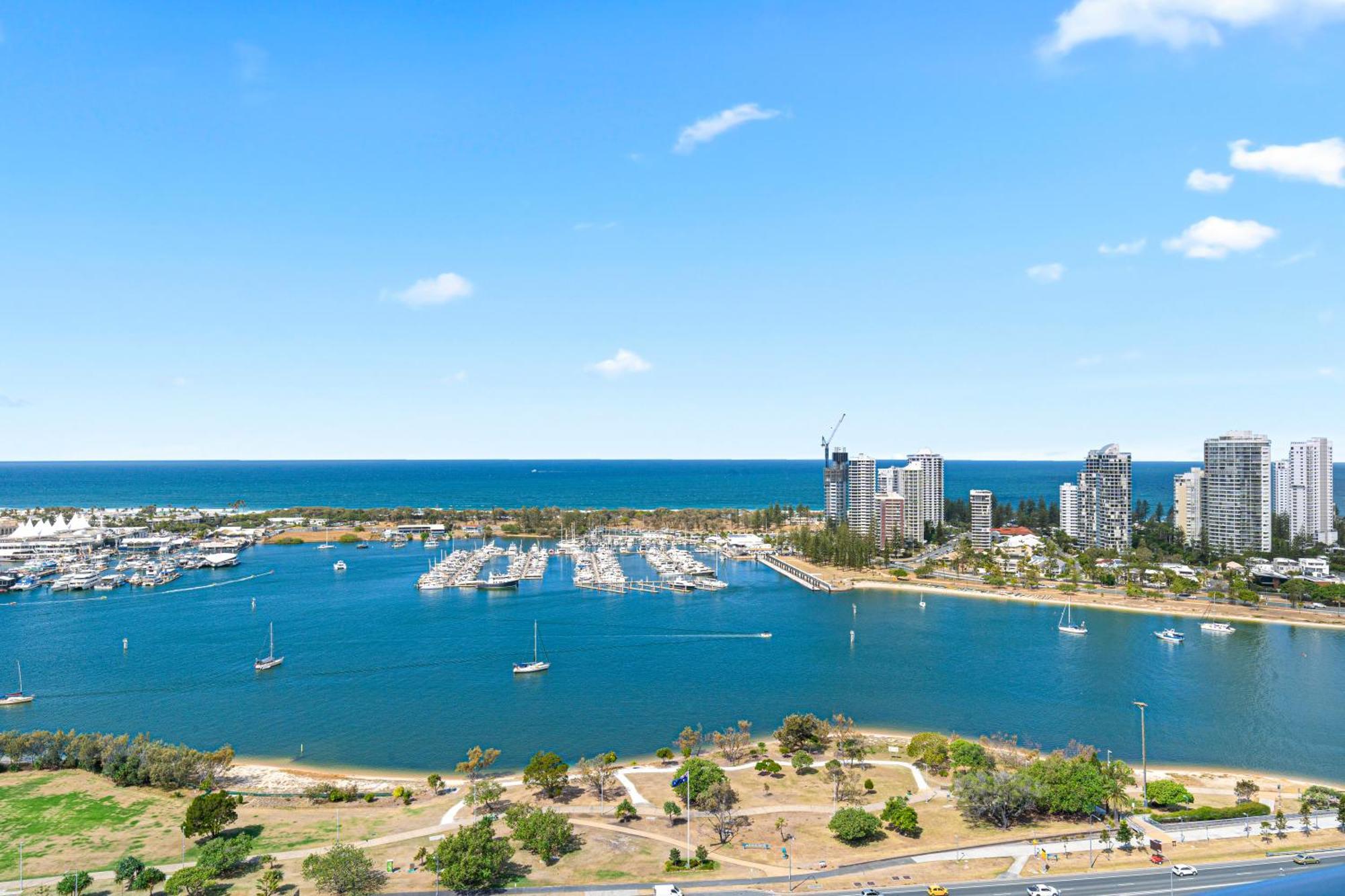 Brighton Shores 4* Gold Coast