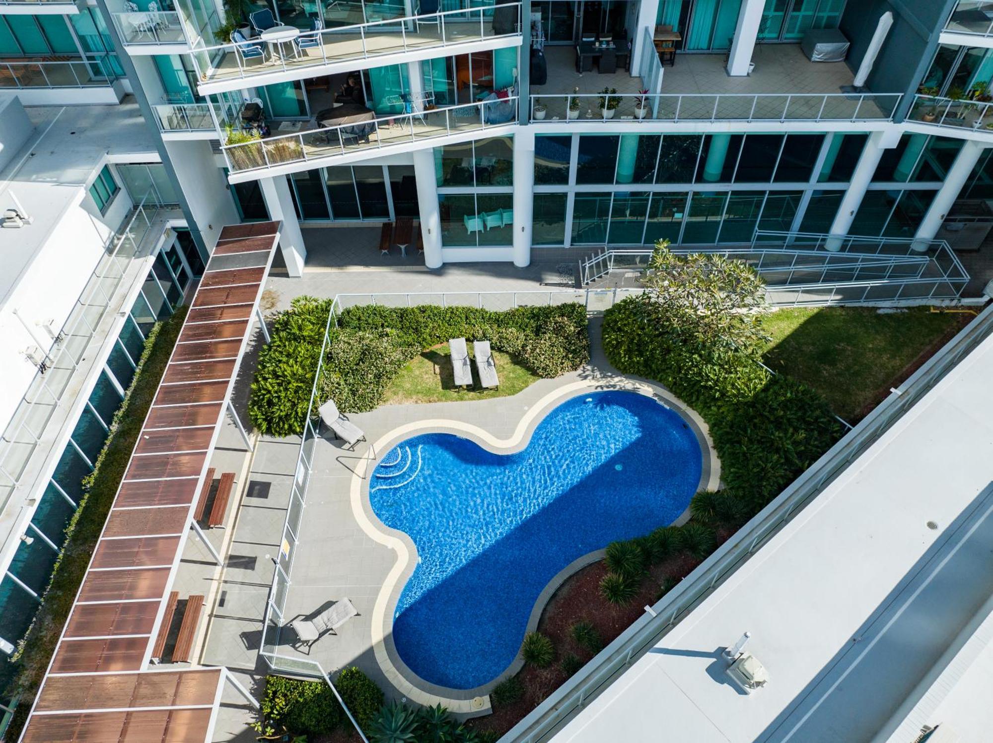 Brighton Shores 4* Gold Coast