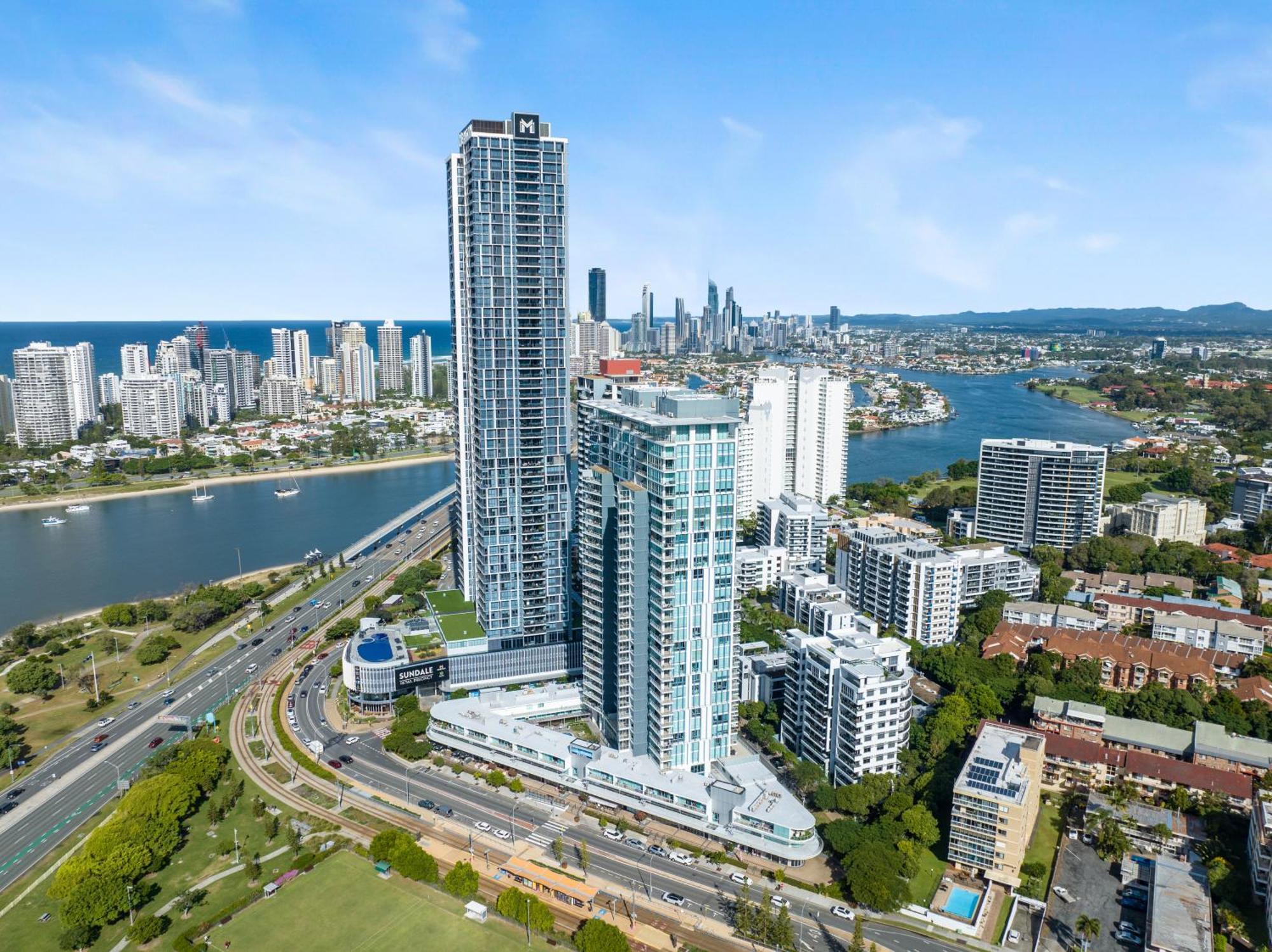 Brighton Shores 4* Gold Coast
