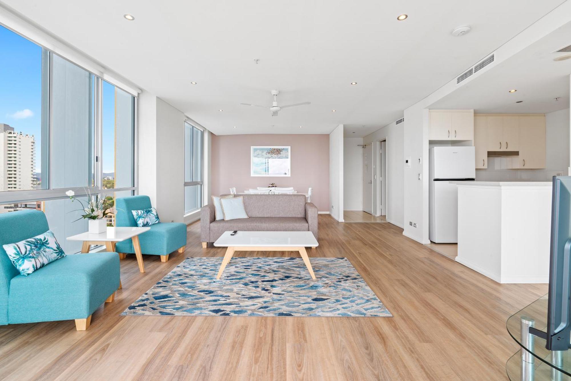Brighton Shores 4*